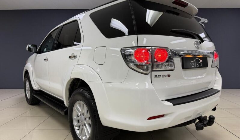 
								2014 Toyota Fortuner 3.0d-4d R/B Auto full									