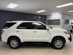 
										2014 Toyota Fortuner 3.0d-4d R/B Auto full									