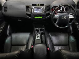 
										2014 Toyota Fortuner 3.0d-4d R/B Auto full									
