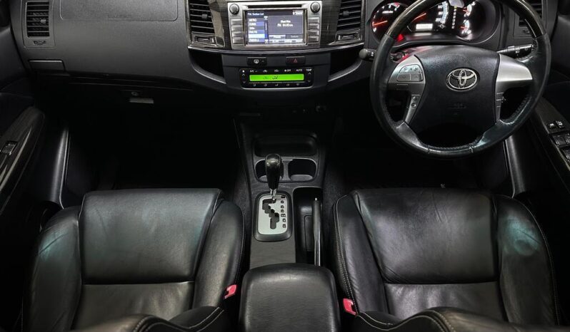 
								2014 Toyota Fortuner 3.0d-4d R/B Auto full									