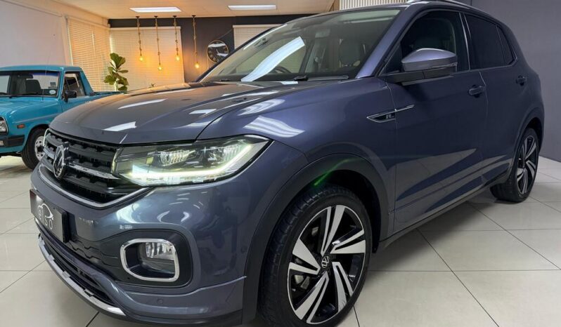
								2022 Volkswagen T-cross 1.5 Tsi R-line DSG full									