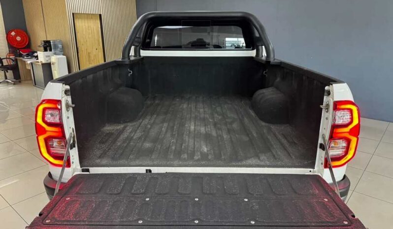 
								2023 Toyota Hilux 2.8 GD-6 Rb Legend 4X4 Auto P/U E/cab full									